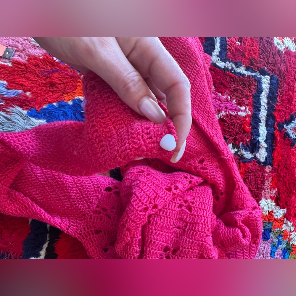 70s Vintage Pink Crochet Knit Dress w Heart Buttons Sz Sm - Picture 5 of 10